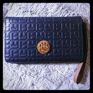 Tommy Hilfiger Navy Wristlet  Wallet
